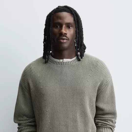 Ribbed sweater