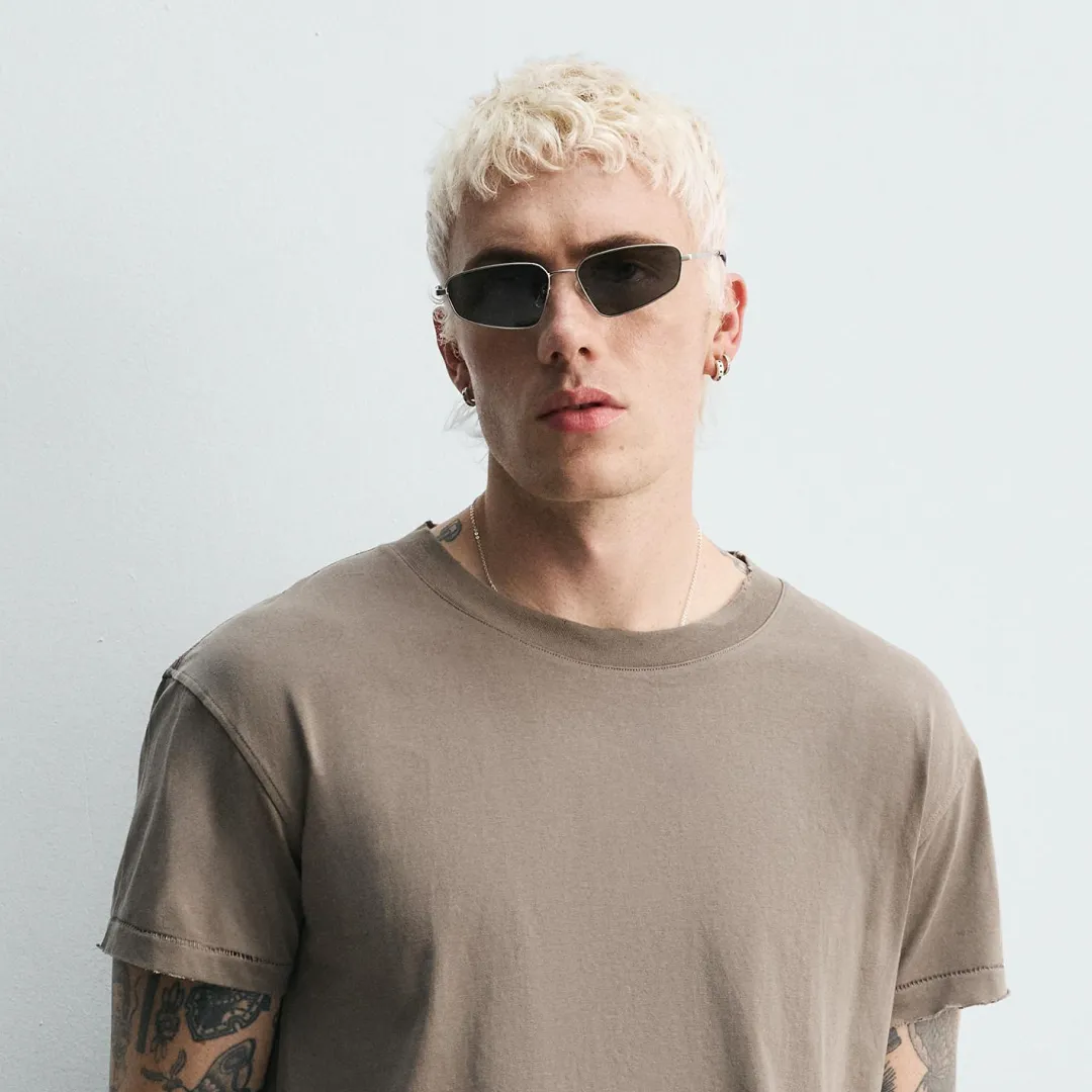 Basic T-shirt